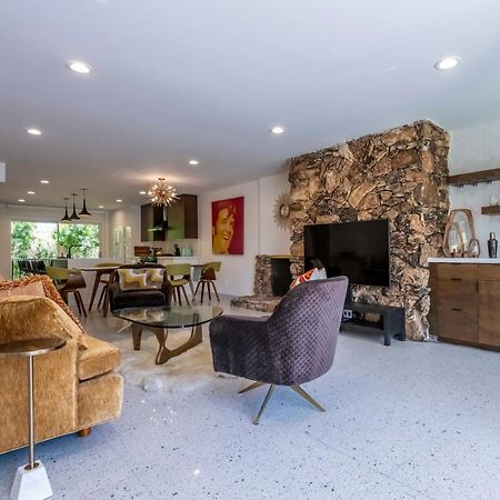 Stunning Mid Century Condo In The Heart Of La Palmas! Palm Springs Luaran gambar