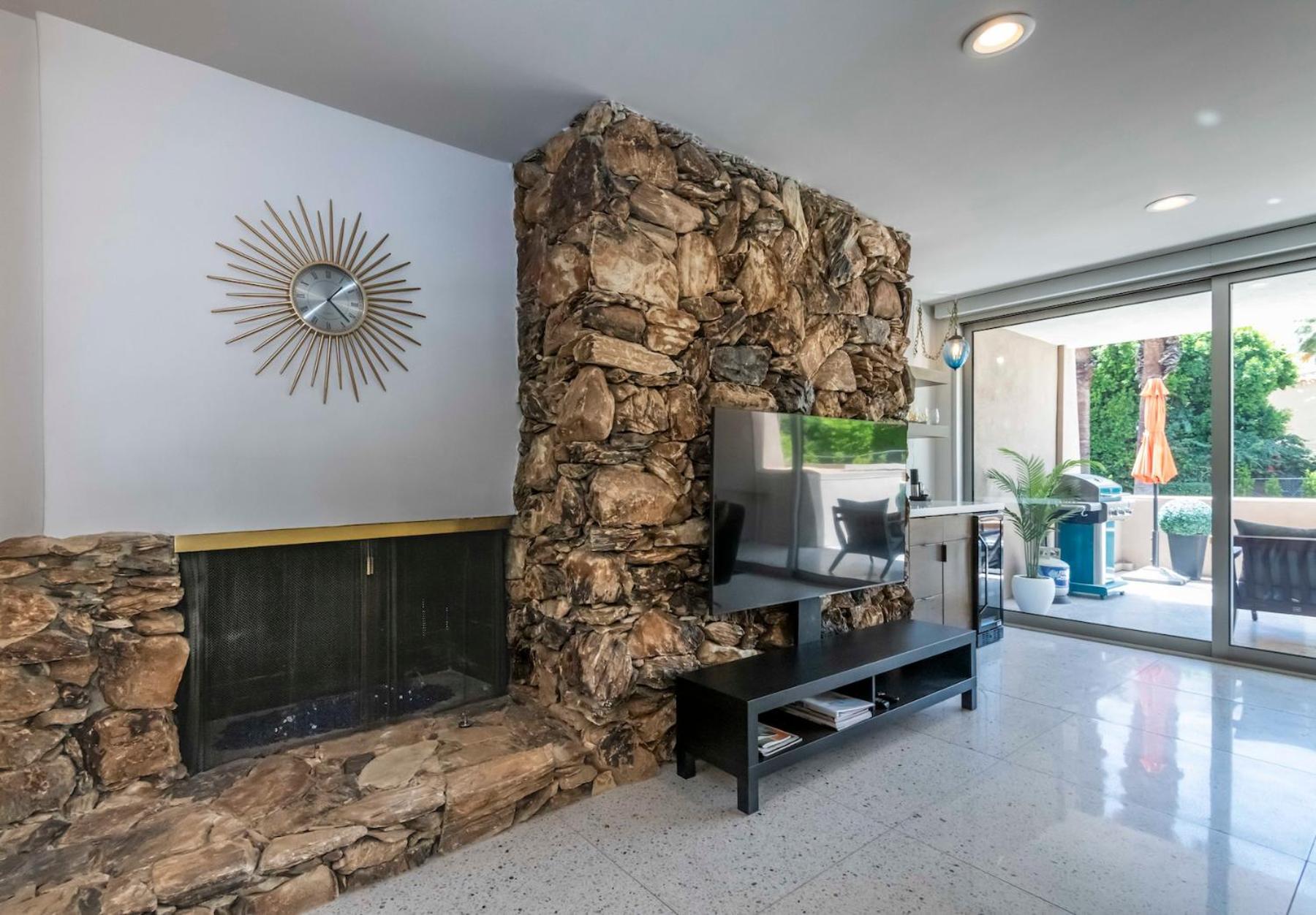 Stunning Mid Century Condo In The Heart Of La Palmas! Palm Springs Luaran gambar